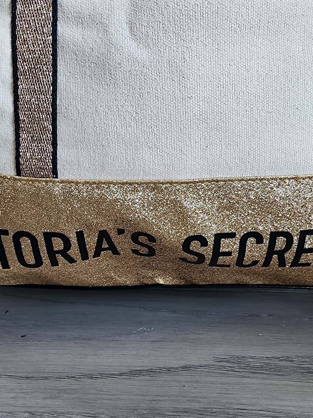 Victoria’s Secret White & Gold Glitter Canvas Tote Bag - Picture 4 of 7